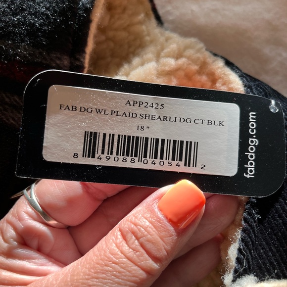 fabdog Dog Jacket - Soft & Durable Wool Shearling Coat -Black plaid - Picture 6 of 10